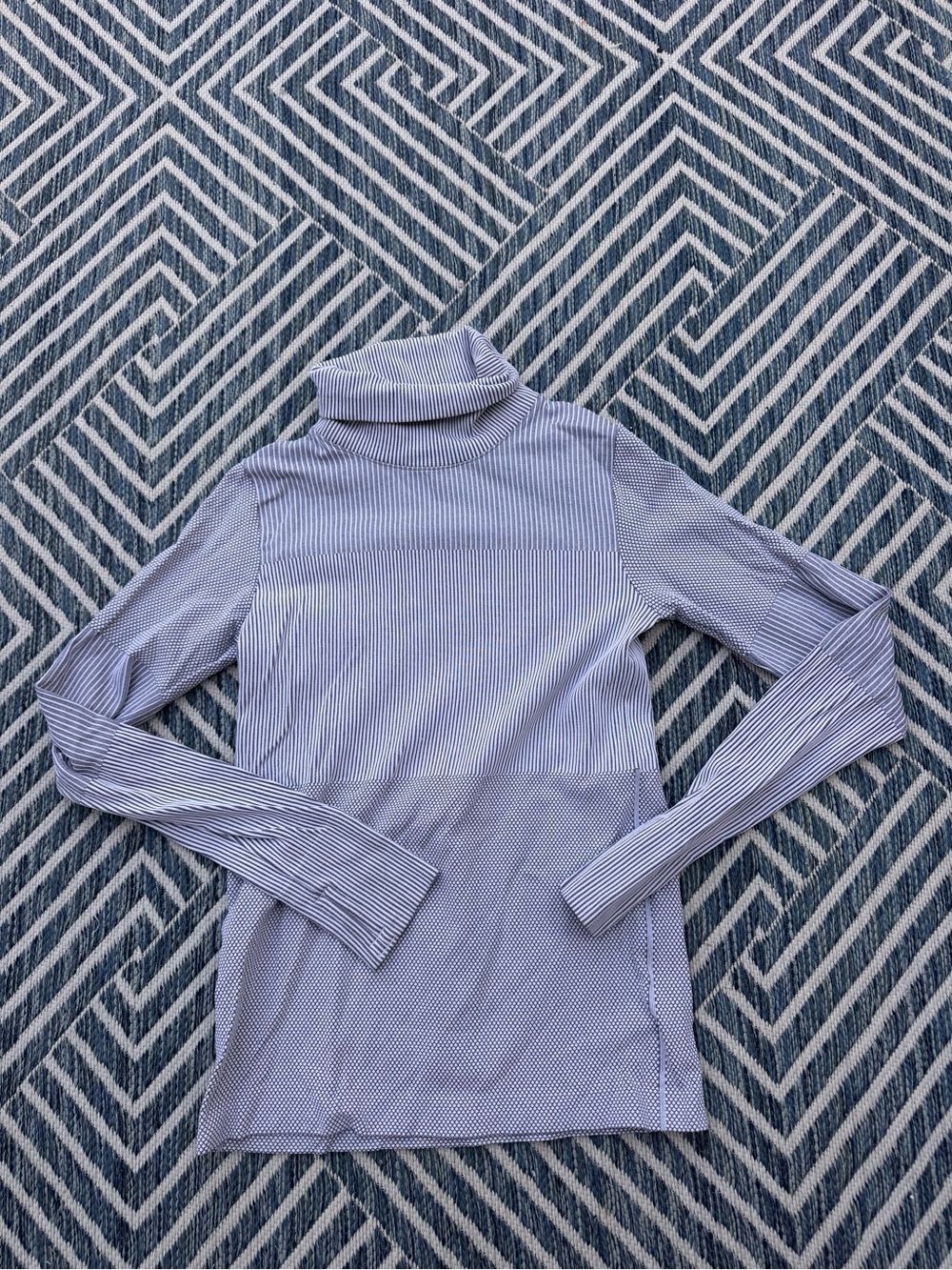 Athleta Light Blue & White Striped Turtleneck Long Sleeve Top